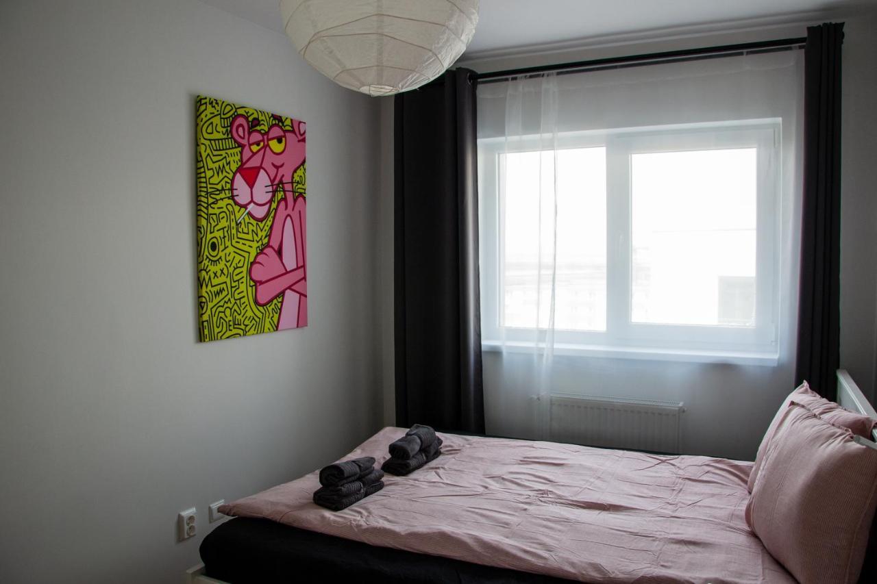 Flh - Pink Panther Sibiu Exteriör bild